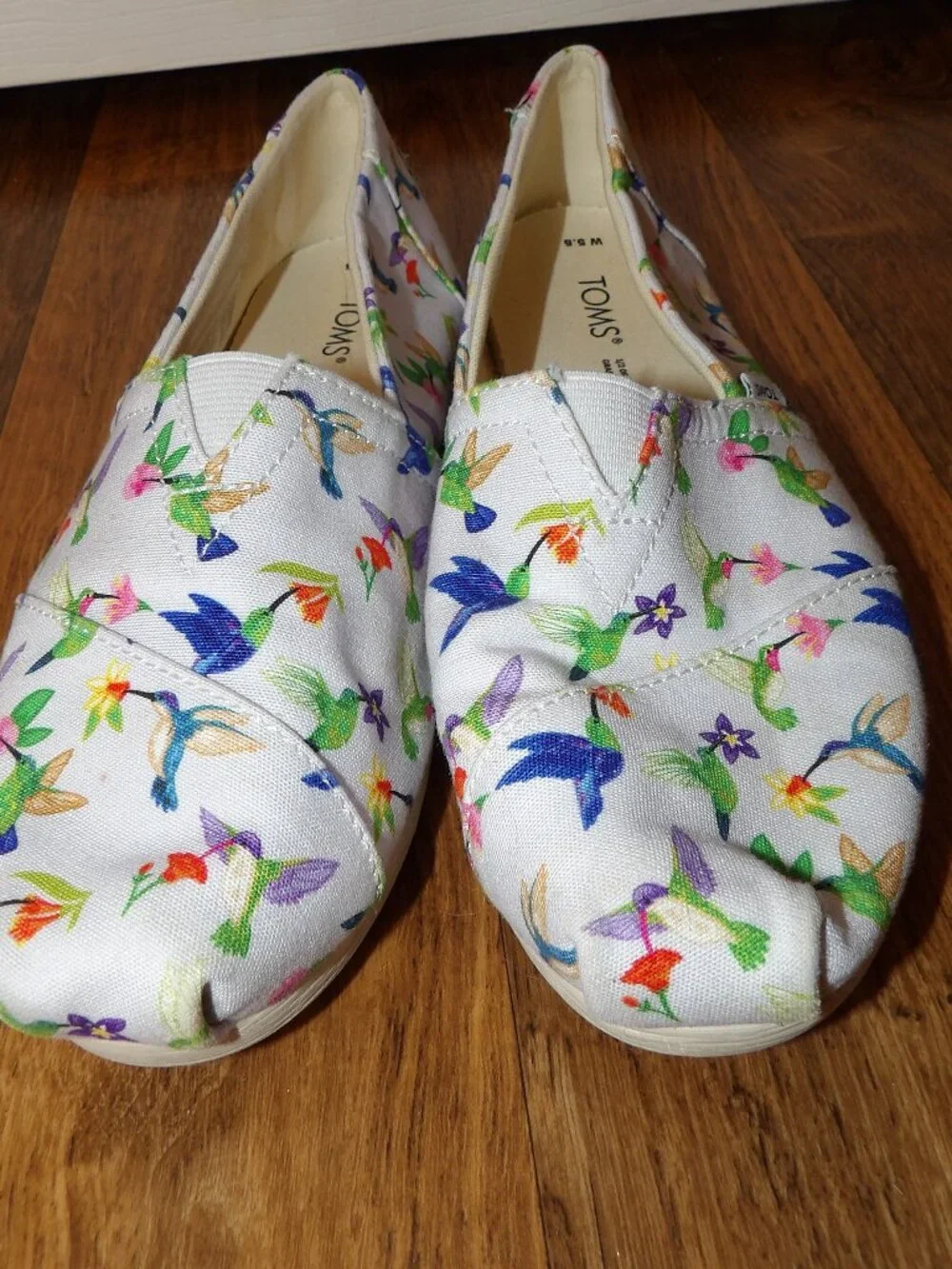 TOMS Alpargata Cloud Gray Hummingbird Slip-On Flats Size 5.5